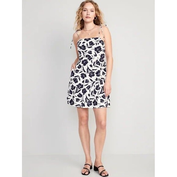 Old Navy Hawaiian Tropical Floral Fit & Flare Tie-Strap Linen-Blend Dress XS - Picture 1 of 5